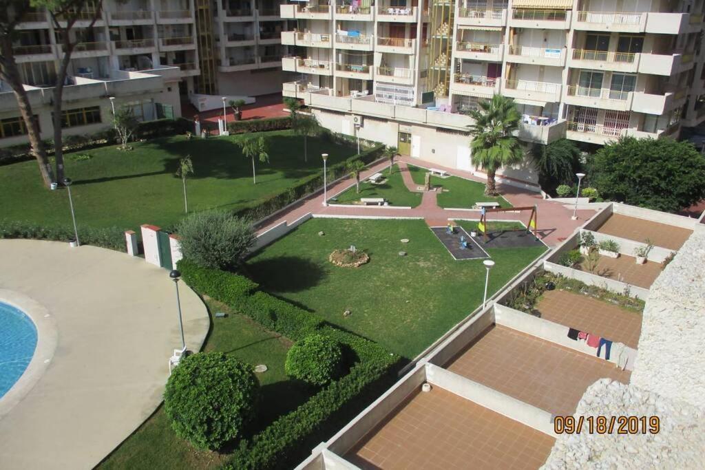 2bd-piscina-playa-port Aventura2